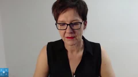 Sofie Velvet online show from October 2025 03:18:02 PM