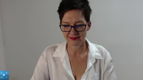 Sofie Velvet online show from November 2025 07:13:01 PM