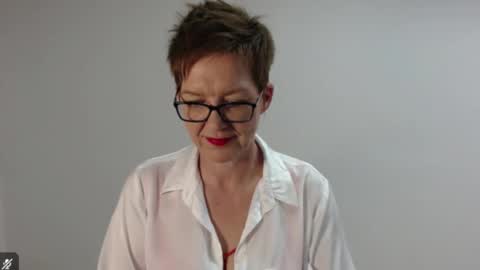 Sofie Velvet online show from April 2026 02:58:01 PM