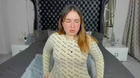 sofii_darling online show from March 2026 05:39:01 PM