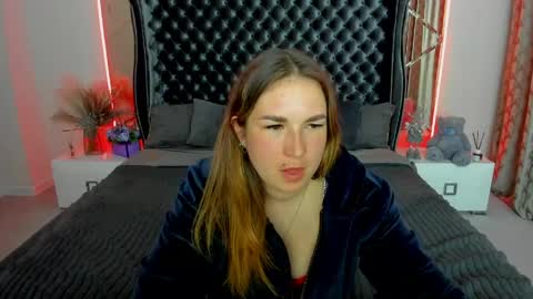 Snapshot of sofii_darling chatting on April 2026 08:57:02 PM sofii_darling online show from April 2026 08:57:02 PM