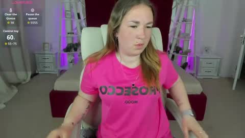 Snapshot of sofii_darling chatting on May 2026 04:34:02 PM sofii_darling online show from May 2026 04:34:02 PM