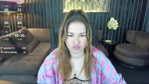 Snapshot of sofii_darling chatting on May 2026 05:32:01 PM sofii_darling online show from May 2026 05:32:01 PM
