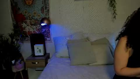 sofii_wild online show from June 2026 11:56:02 AM