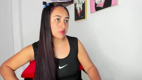 sofiia rodriguez online show from November 2025 03:12:01 PM