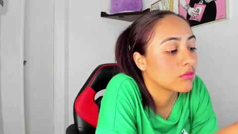 sofiia rodriguez online show from November 2025 04:52:01 PM