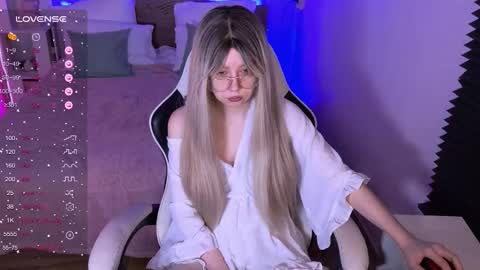 Sofia online show from February 2026 03:11:01 AM