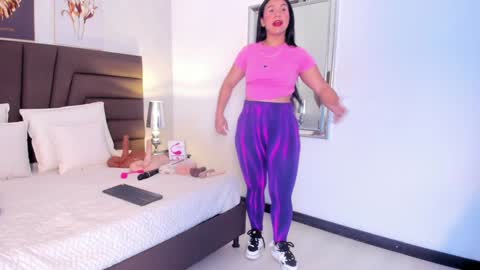      online show from February 2025 11:33:02 AM