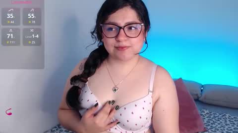 Lau  online show from November 2025 05:24:02 PM