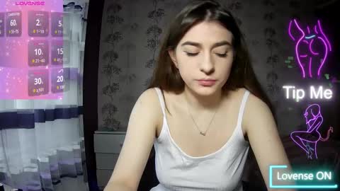 sofiy_a online show from January 2025 11:51:02 AM