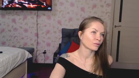 Snapshot of sofiyaruch chatting on May 2026 07:48:02 AM Kaitbrunette and SofiblondeWelcome room Private is Open Make us happy online show from May 2026 07:48:02 AM