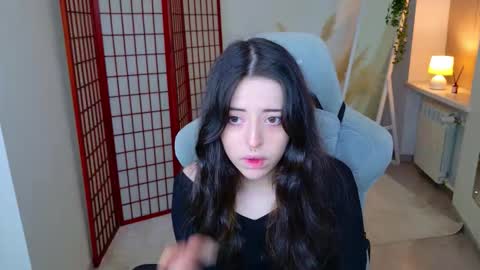 softamora online show from January 2026 06:18:02 AM