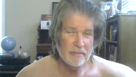 Brett online show from May 2026 03:18:01 PM