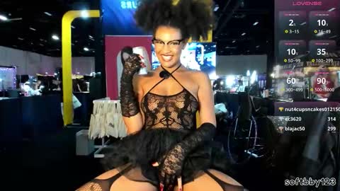 Chloe Kiwi online show from November 2025 08:51:01 PM