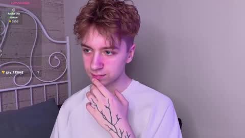 PAUL online show from November 2025 08:55:01 PM