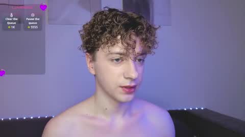 Snapshot of softcrave_ chatting on April 2026 05:21:02 PM Angel online show from April 2026 05:21:02 PM