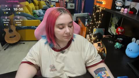 Sofie online show from February 2025 12:27:02 PM