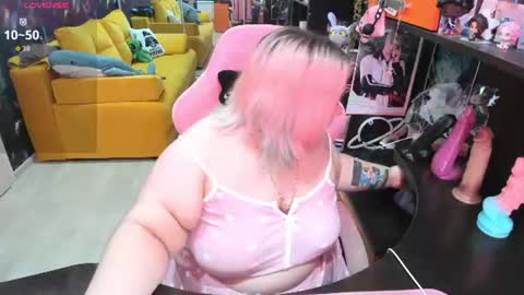 Sofie online show from July 2026 01:56:01 AM