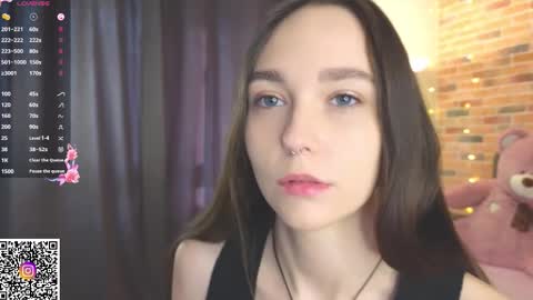 Snapshot of softiedream chatting on November 2025 06:08:01 AM Elly online show from November 2025 06:08:01 AM