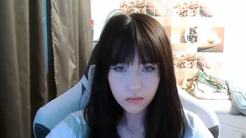 Snapshot of softieva chatting on July 2026 05:37:02 PM Eva online show from July 2026 05:37:02 PM