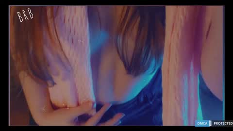 Lisa  online at  .11 from about utc online show from October 2025 07:47:02 PM