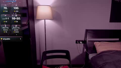 Emily online show from November 2025 05:55:02 PM