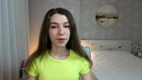 Kelly online show from November 2025 01:06:02 PM