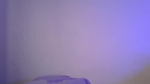 softy19 online show from December 2025 06:47:01 PM