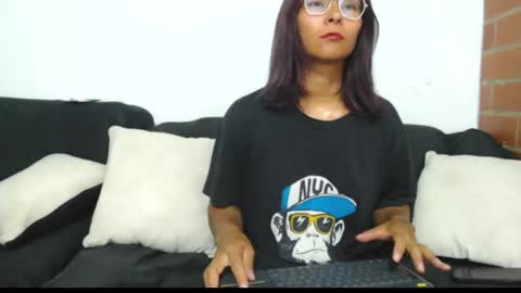 Snapshot of sofy_dep chatting on April 2026 10:25:01 AM Sofy online show from April 2026 10:25:01 AM