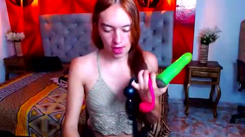Snapshot of sofyswee chatting on October 2025 11:55:02 AM sofyswee online show from October 2025 11:55:02 AM