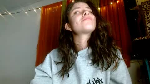 Sofia online show from January 2025 04:05:01 AM