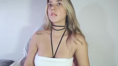 Snapshot of sol_rous chatting on February 2026 12:52:02 PM online show from February 2026 12:52:02 PM