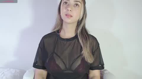 Snapshot of sol_rous chatting on March 2026 01:18:02 PM online show from March 2026 01:18:02 PM