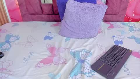 Snapshot of sol_stephanny chatting on May 2026 06:35:01 PM Sol online show from May 2026 06:35:01 PM