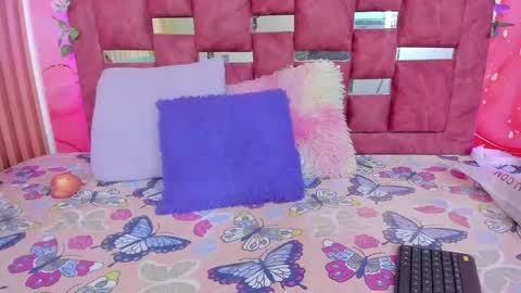 Snapshot of sol_stephanny chatting on June 2026 06:42:01 PM Sol online show from June 2026 06:42:01 PM