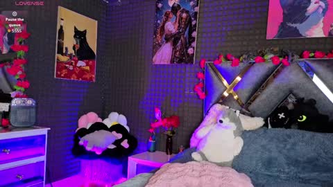 Sol  online show from March 2026 07:48:01 PM