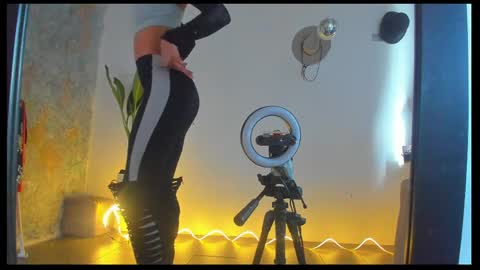 Snapshot of soleiandkairo chatting on April 2026 07:58:01 PM SoleiKairo online show from April 2026 07:58:01 PM