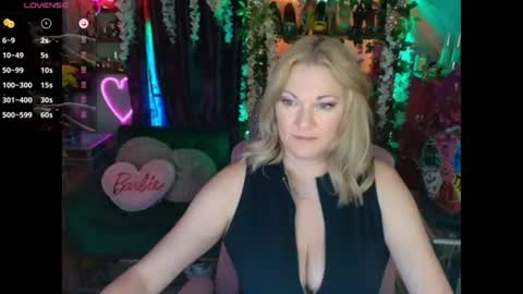 Snapshot of solesticia chatting on June 2026 06:03:01 AM solesticia online show from June 2026 06:03:01 AM