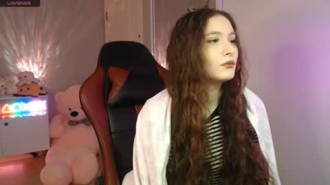 Snapshot of solitudebby chatting on April 2026 10:21:02 PM Becky online show from April 2026 10:21:02 PM