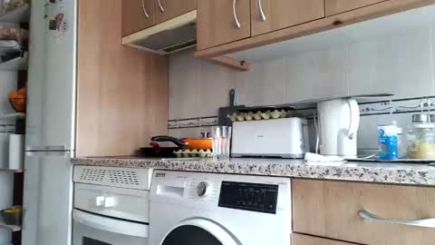 solo4u2 online show from April 2026 10:31:01 AM