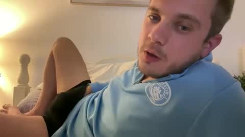 solobrit online show from February 2026 12:04:02 AM