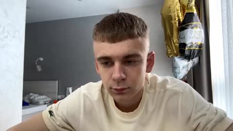 Snapshot of solofury chatting on June 2026 07:44:01 AM Jett online show from June 2026 07:44:01 AM