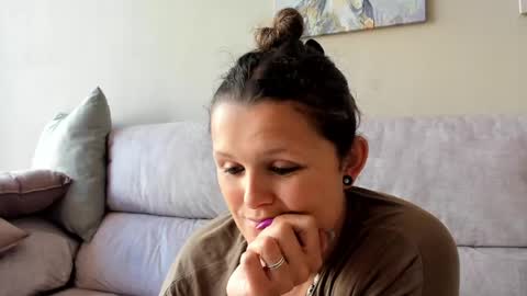 SomeonesDay online show from April 2026 01:12:01 PM