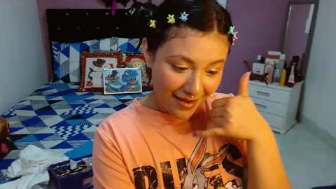 Snapshot of soniafuckboobs chatting on December 2024 03:22:02 PM soniafuckboobs online show from December 2024 03:22:02 PM