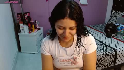 Snapshot of soniafuckboobs chatting on January 2025 03:44:01 PM soniafuckboobs online show from January 2025 03:44:01 PM