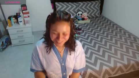 Snapshot of soniafuckboobs chatting on October 2025 12:30:01 PM soniafuckboobs online show from October 2025 12:30:01 PM