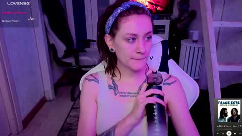 Rie online show from October 2025 08:29:02 PM