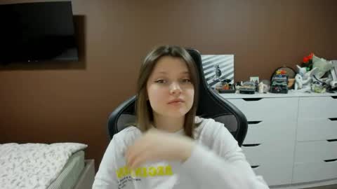 SoniNex online show from April 2026 03:05:02 PM