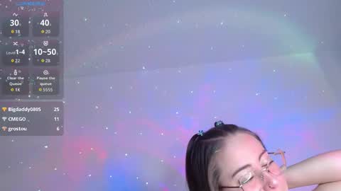 soofy online show from October 2025 04:10:01 AM