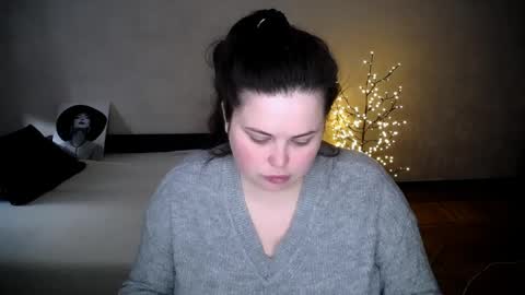 sophia__olsen online show from April 2026 06:02:02 AM